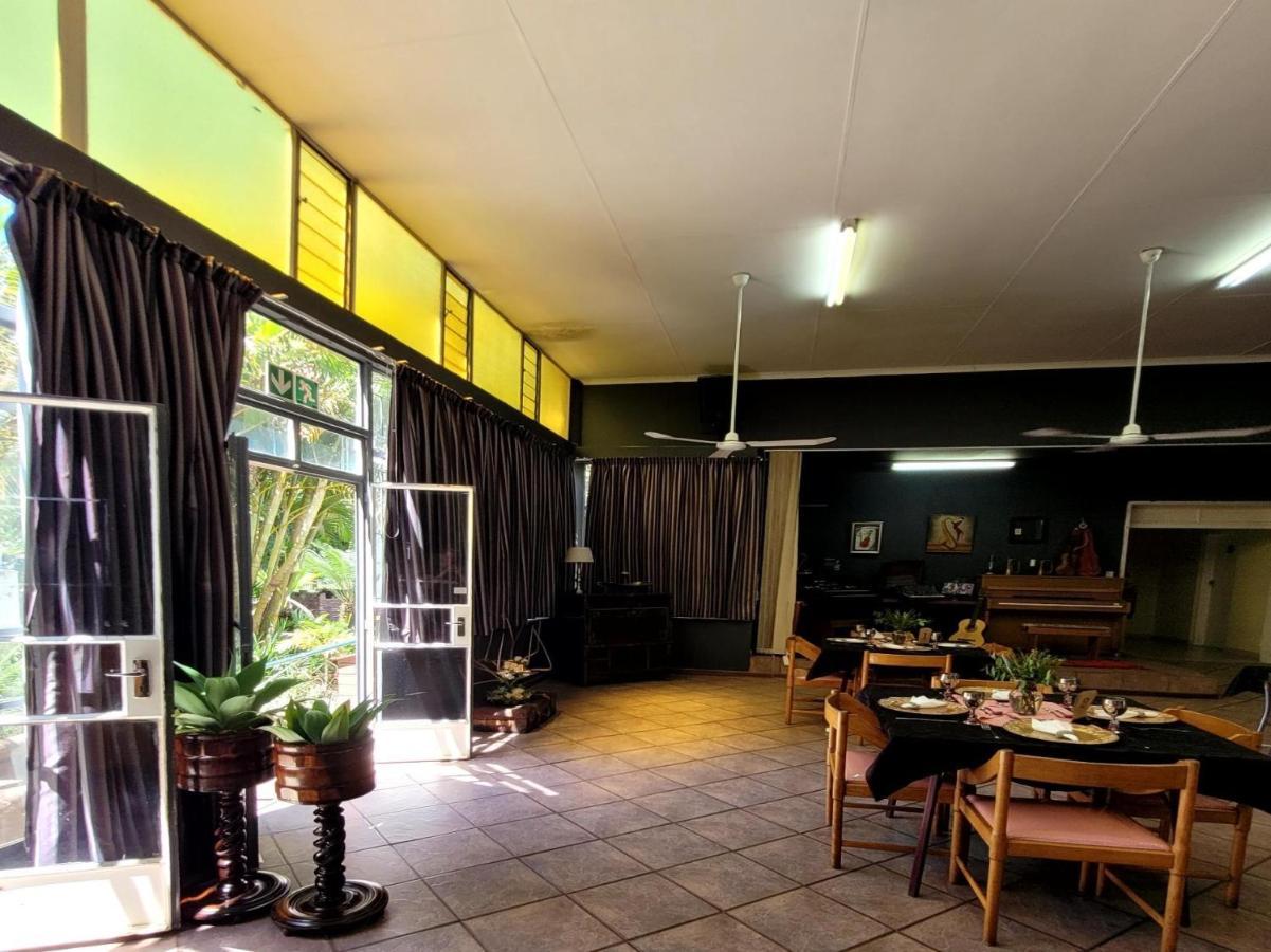 Mumo Lodge Бадплаас Екстериор снимка